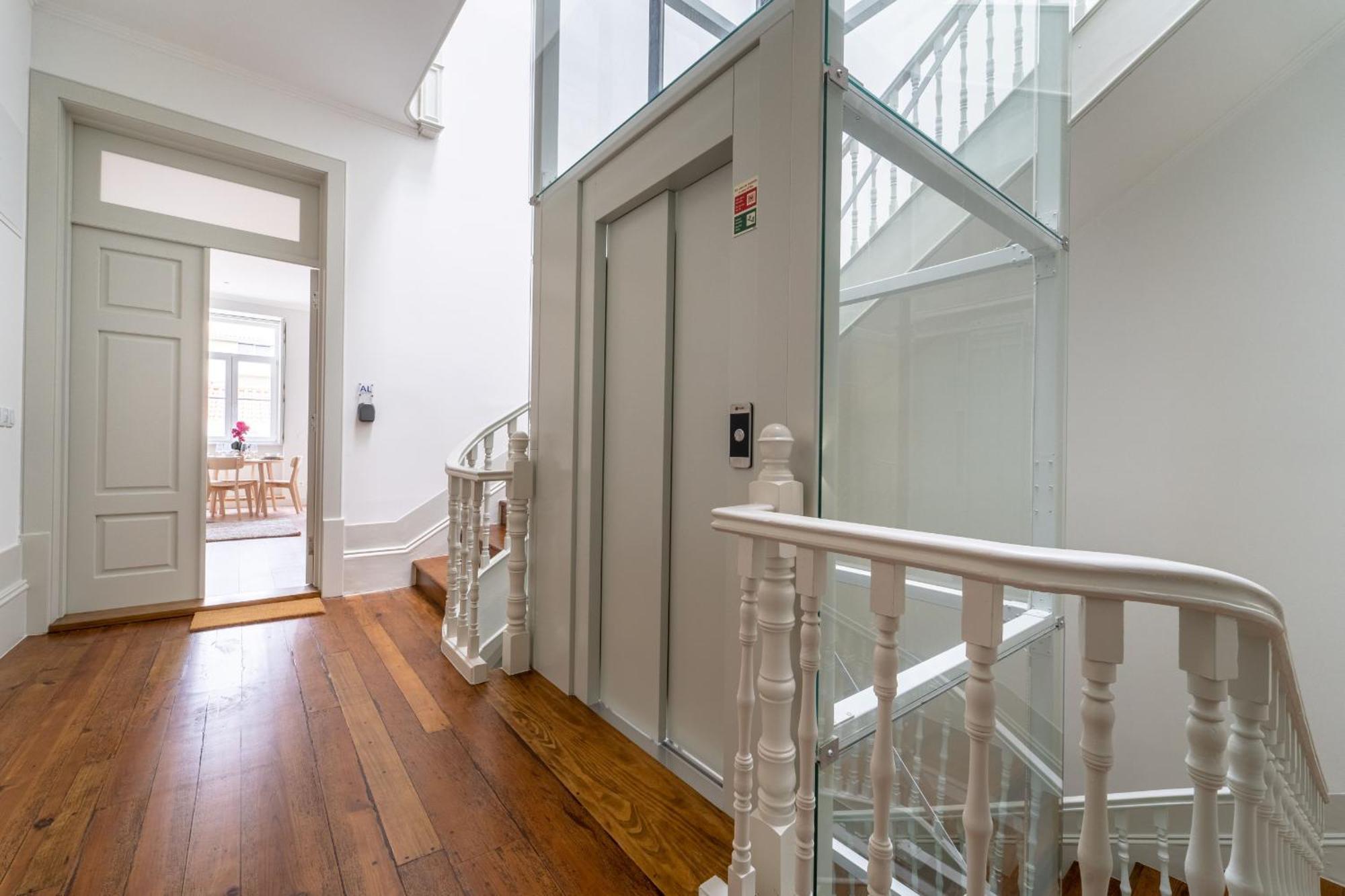 Escadaria 21 Apartment By House And People 브라가 외부 사진